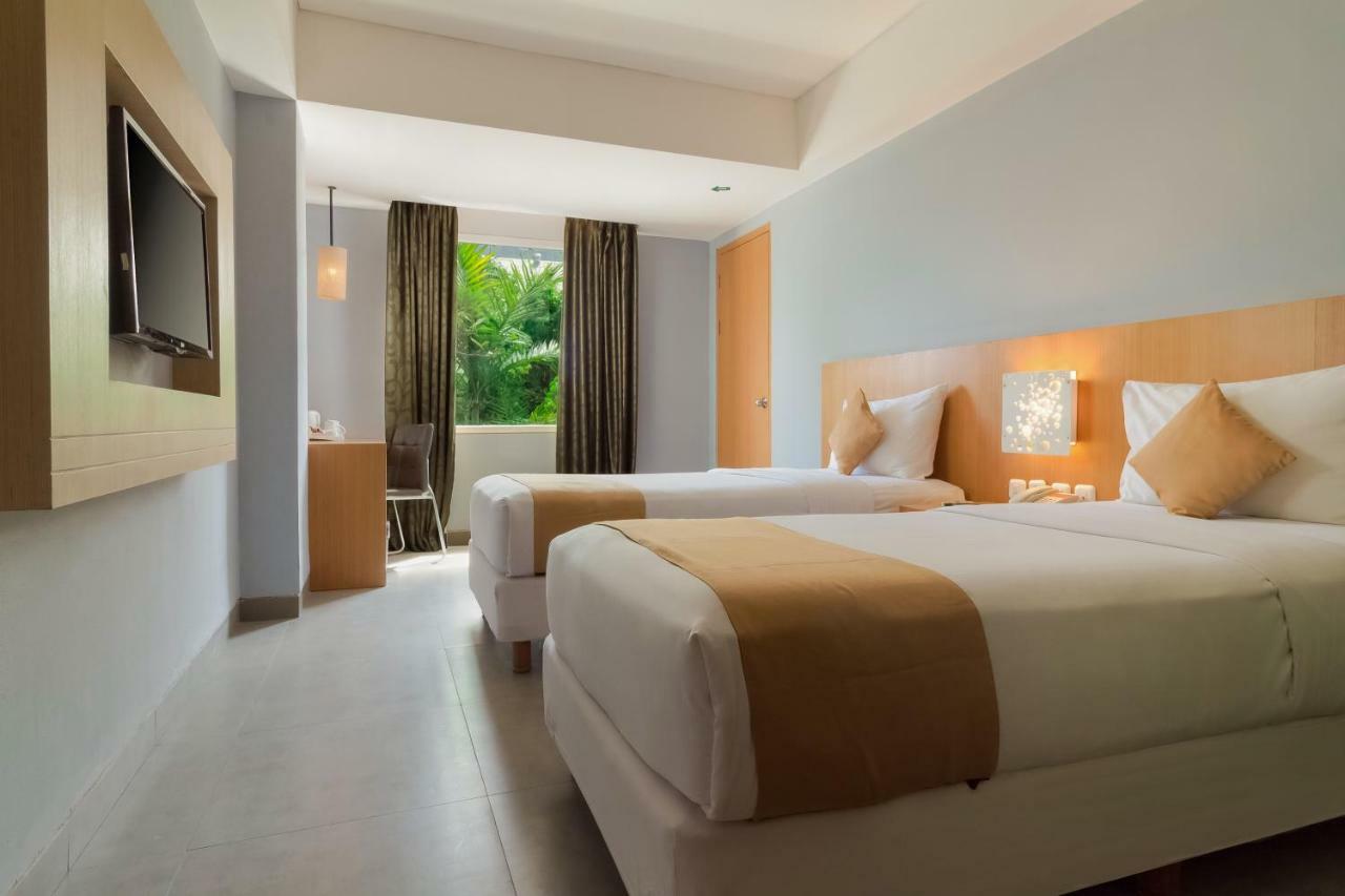 Kyriad Royal Seminyak Zewnętrze zdjęcie