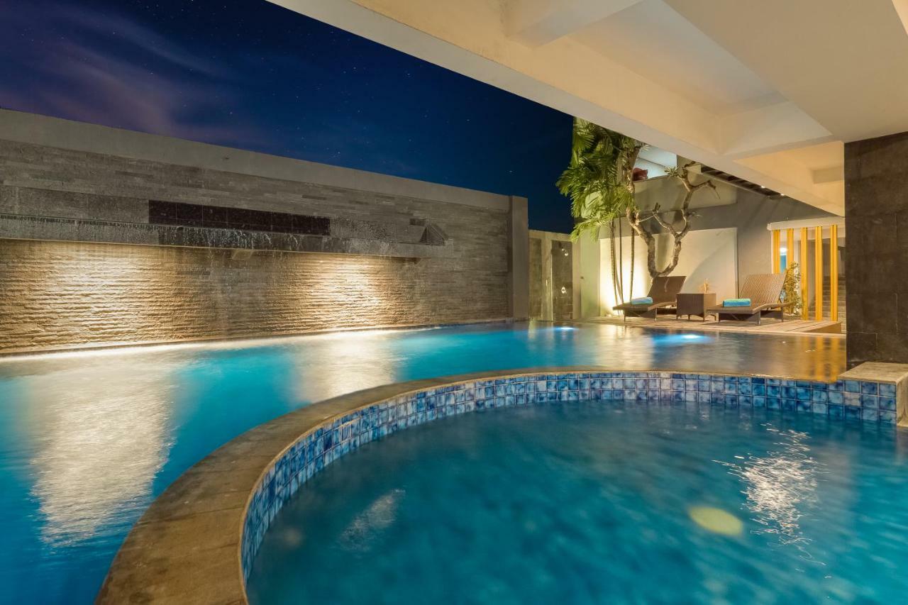 Kyriad Royal Seminyak Zewnętrze zdjęcie